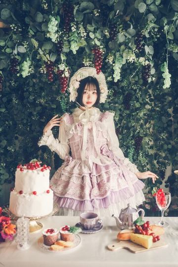 ぶどうエリアでのロリータ撮影